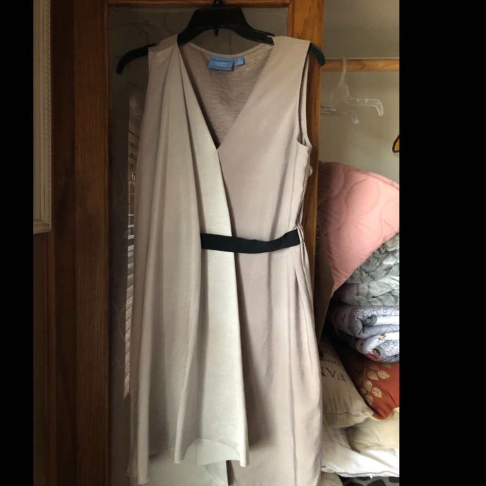 Vera Weng. From Kohl’s. Worn once. Never washed.